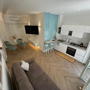https://ponte-milvio-modern-apartmentgarden.it-romehotels.com