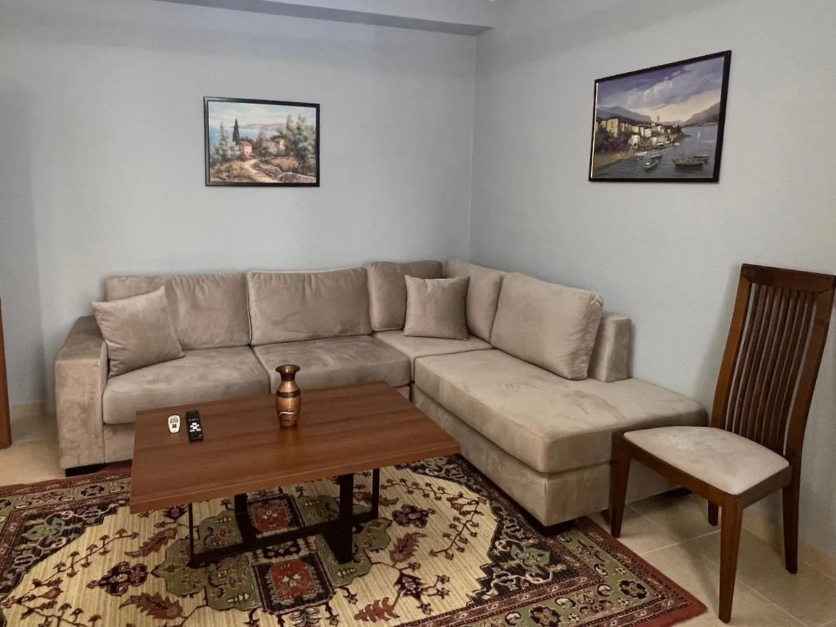 Apartment In Skanderbeg Square - Tirana Center 2